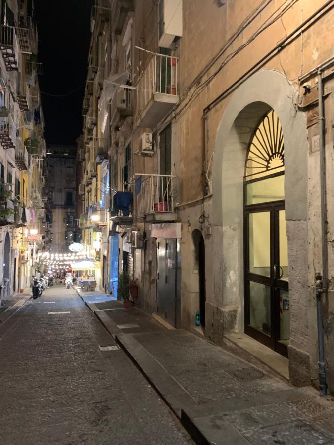 La Casetta Ai Gradoni Di Chiaia نابولي المظهر الخارجي الصورة